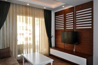 Апарт-отели Chill and Go Aparthotel Будва Апартаменты с видом на море-8