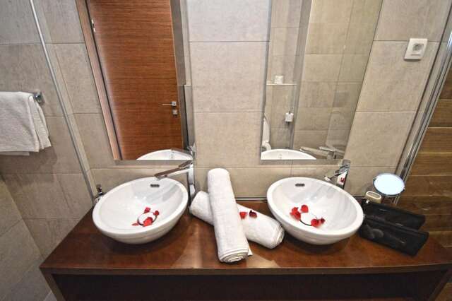 Апарт-отели Chill and Go Aparthotel Будва-37